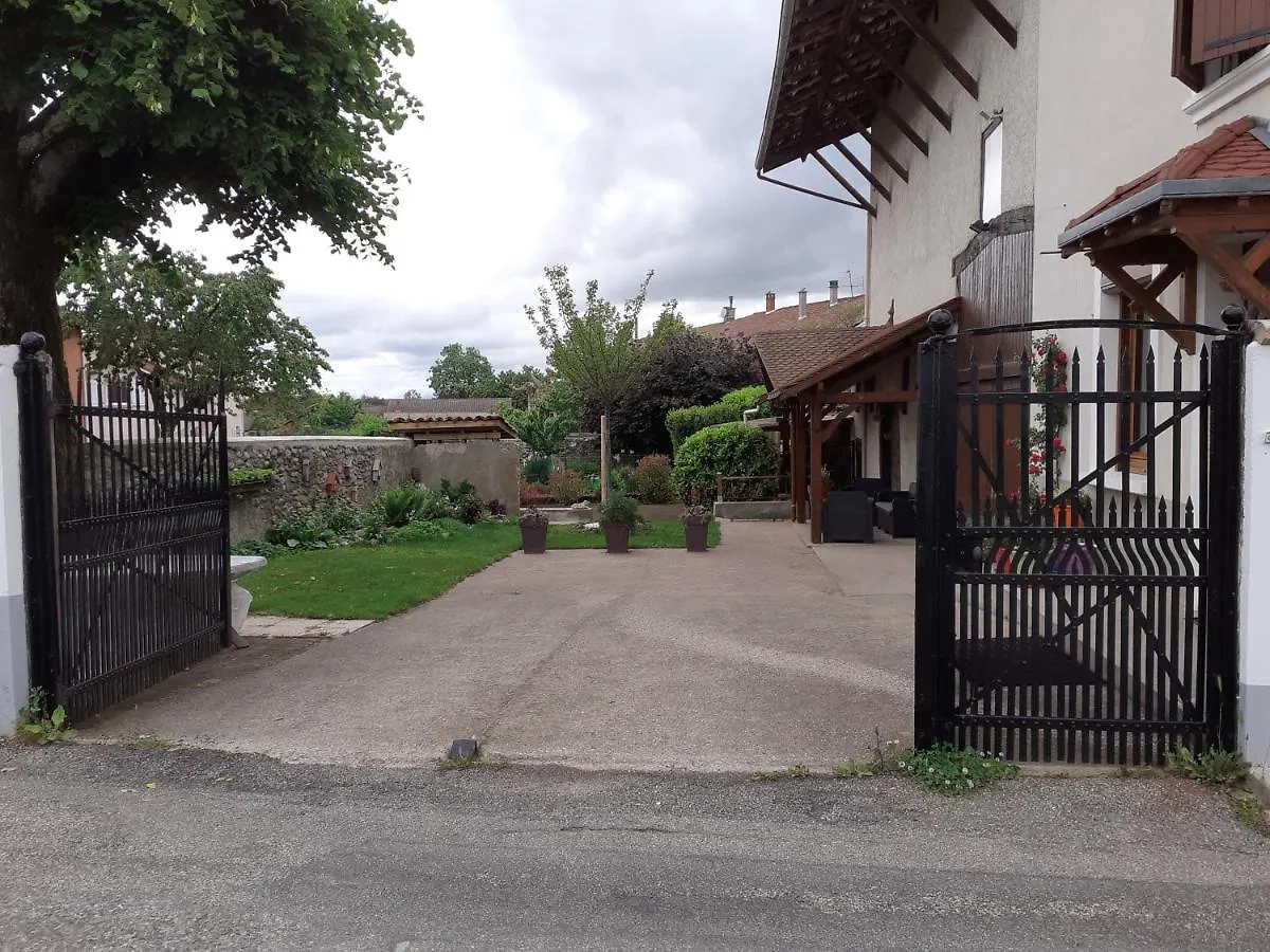 Holiday home Les Copains D'Abord Villa Beaucroissant
