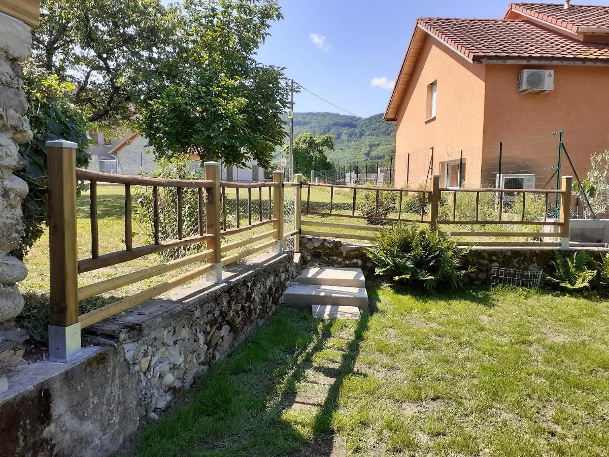 Les Copains D'Abord Villa Beaucroissant 0*,  France
