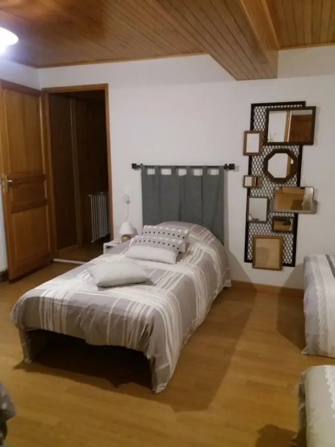 Villa Les Copains D'Abord Beaucroissant Casa vacanze
